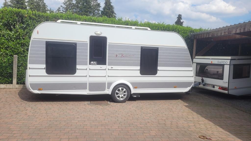 Tabbert bottesini 480 met nieuwe voortent, Rondzit, Tabbert, Frans bed, Particulier