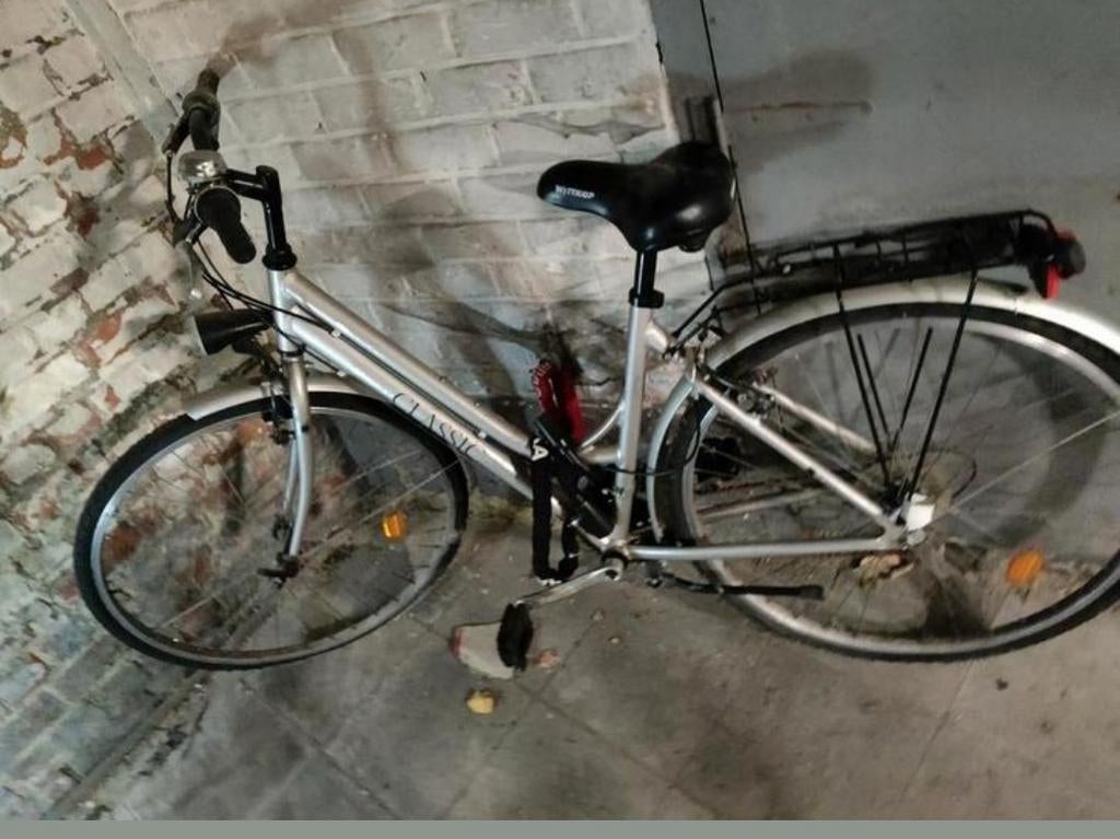 Damesfiets, Ophalen