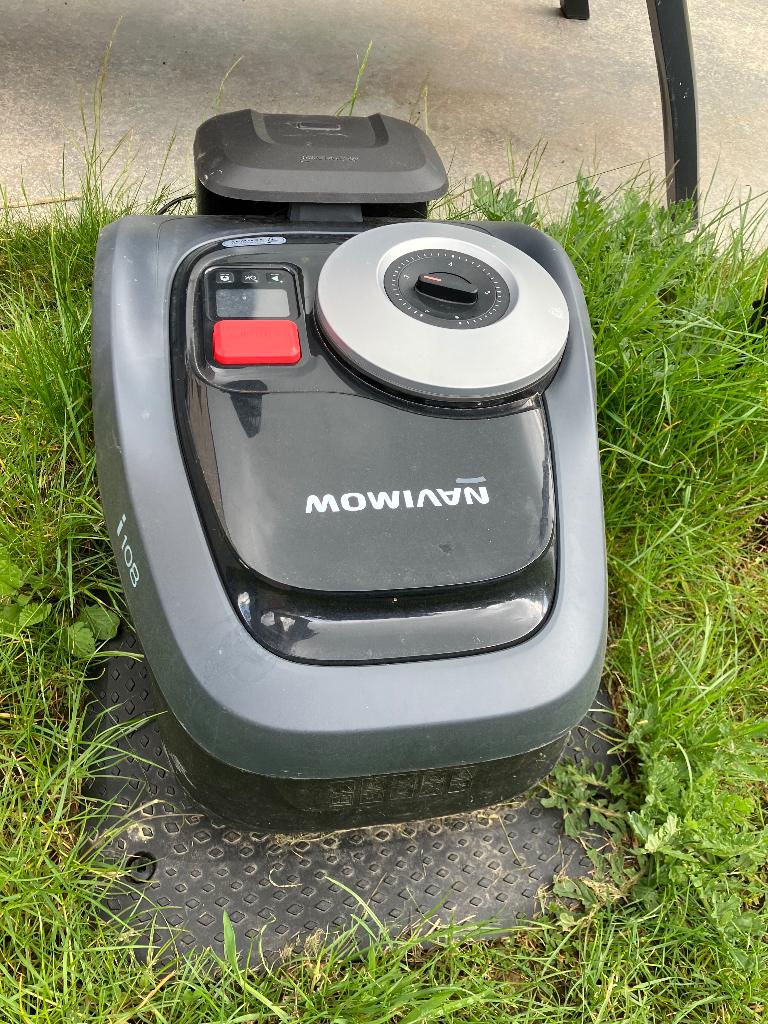 Robot tondeur segway navimow i108E, Jardin & Terrasse, Tondeuses robotisées, Comme neuf, Enlèvement, Contrôlable via l'application
