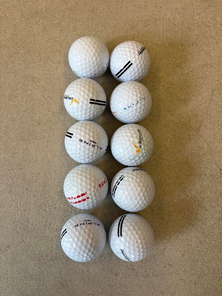 10 golfballen, Sport en Fitness, Ophalen of Verzenden, Zo goed als nieuw