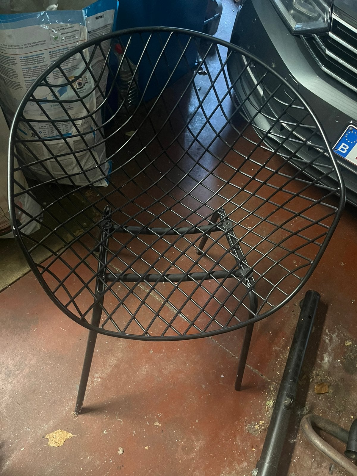 Kuipstoeltjes wit en zwart, Ophalen, Gebruikt