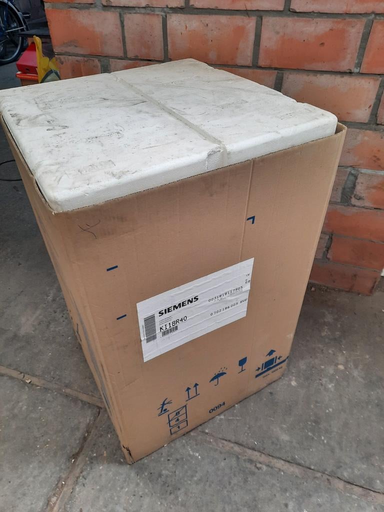Siemens inbouwkoelkast KI18R40 - oude stock - werkend!, Zonder vriesvak, Guido Gezellestraat 123, 1654 Beersel, https://www.siemens.com/nl-nl/support/#toc-7zovDyF2Y6E0ihiiknwpQK-heading-3