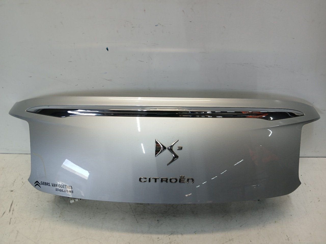 Achterklep Citroën DS3, Onderdelen@venauto.nl, Van der Ven Autorecycling B.V., Arrière, Ettenseweg 76, 4706 PB Roosendaal, The Netherlands