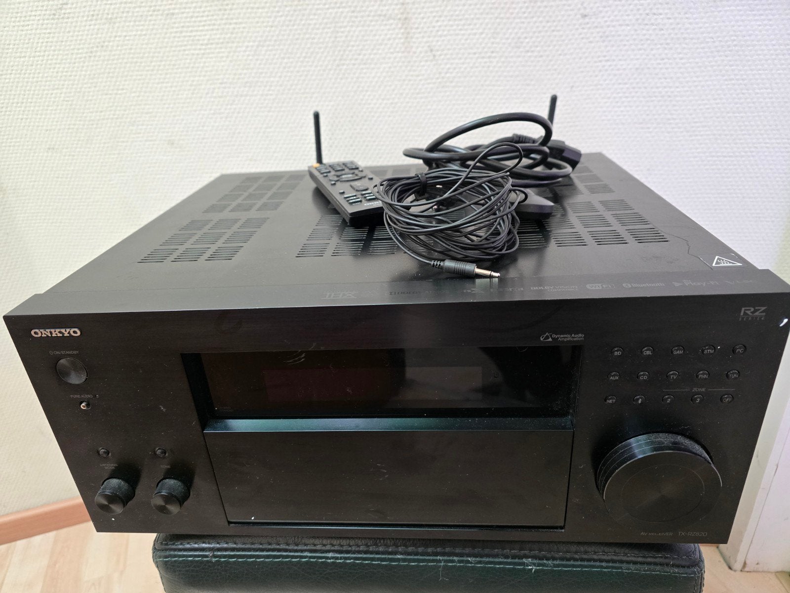 Onkyo RZ 820, Enlèvement, Stéréo, Onkyo