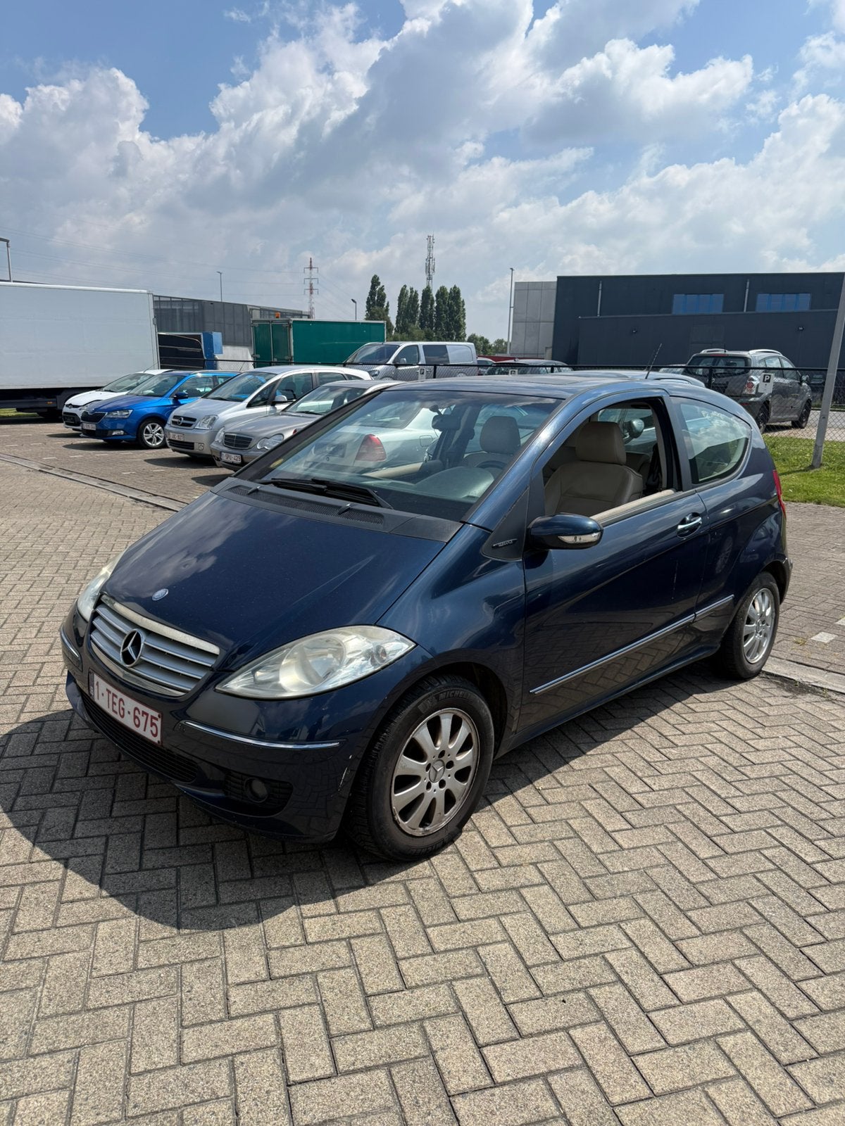 Mercedes A180CDI / Airco / euro4 / leder, Auto's, Mercedes-Benz, Voorwielaandrijving, Leder, Bedrijf, Dealer onderhouden