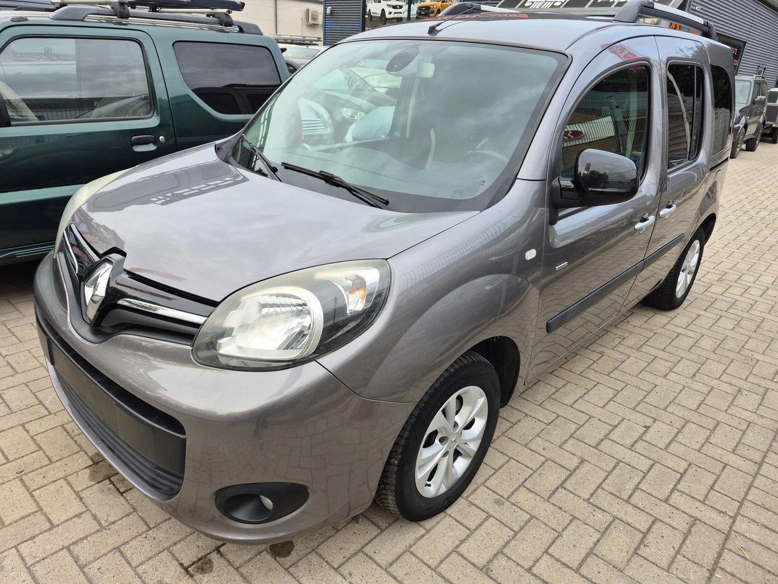 Renault Kangoo Limited, Autos, Renault, Entreprise, Achat, Kangoo, ABS, Airbags, Air conditionné, Alarme, Ordinateur de bord, Verrouillage central