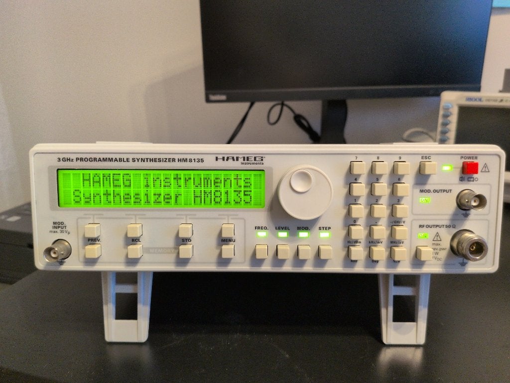 Hameg HM8135 RF-synthesizer/RF-signaalgenerator, Doe-het-zelf en Bouw, Meetapparatuur, Ophalen of Verzenden, Gebruikt, Overige meters