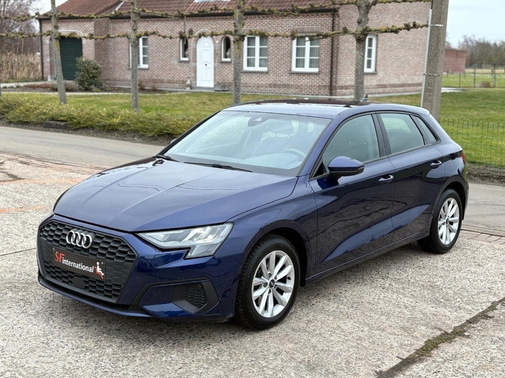 Audi A3 1.0TFSI Sportback Leder Navi Led BTW-Aftrekbaar, Auto's, Blauw, Leder, Bedrijf, Handgeschakeld