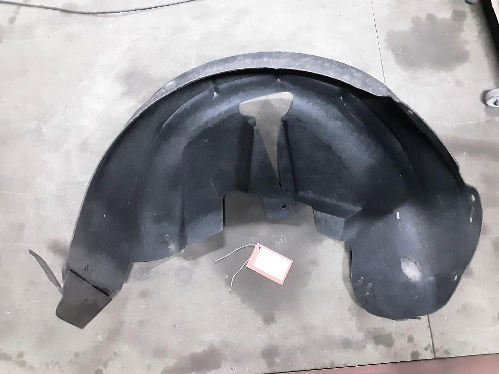 BINNENSPATSCHERM LINKS ACHTER Volkswagen Golf IV (1J1), Gebruikt, Volkswagen, Mevr. I. Hauben, Spatbord
