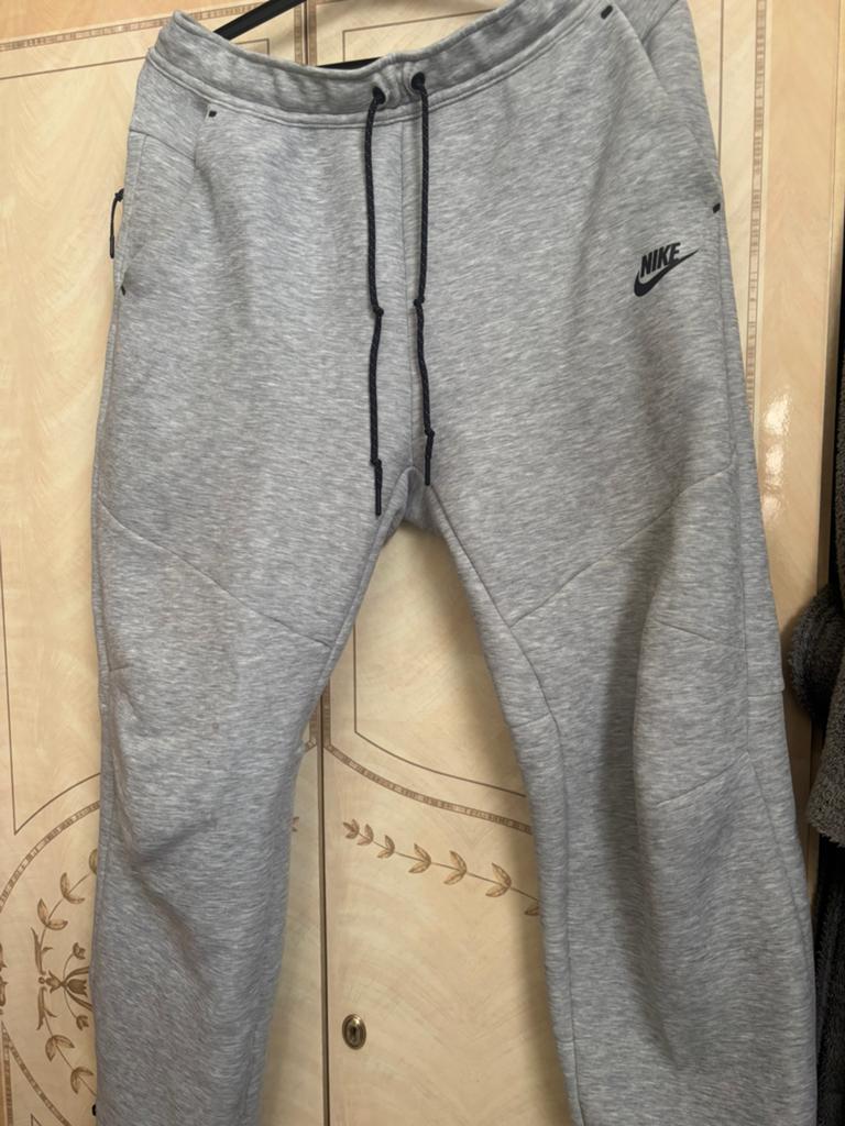 Training nike, Enlèvement ou Envoi, Comme neuf
