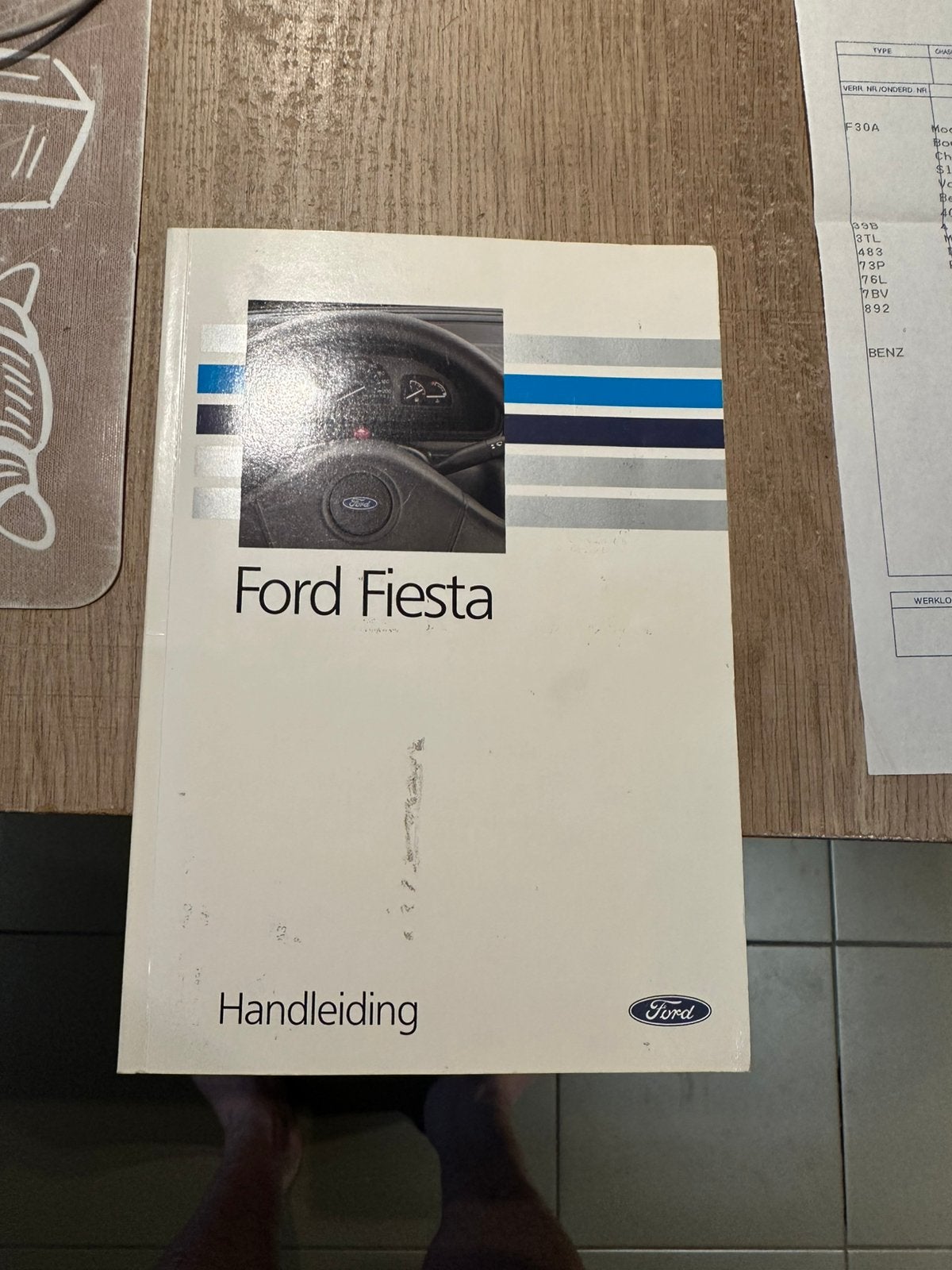 Ford Fiesta Rood 3 deurs 1000cc benzine 1992, Auto's, Stof, 50 kW, 4 cilinders, Open dak