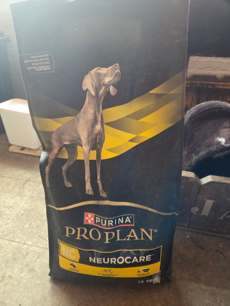 Purina Proplan neurocare 1/2 zak ongeveer nog een 6.5kg, Ophalen, Hond