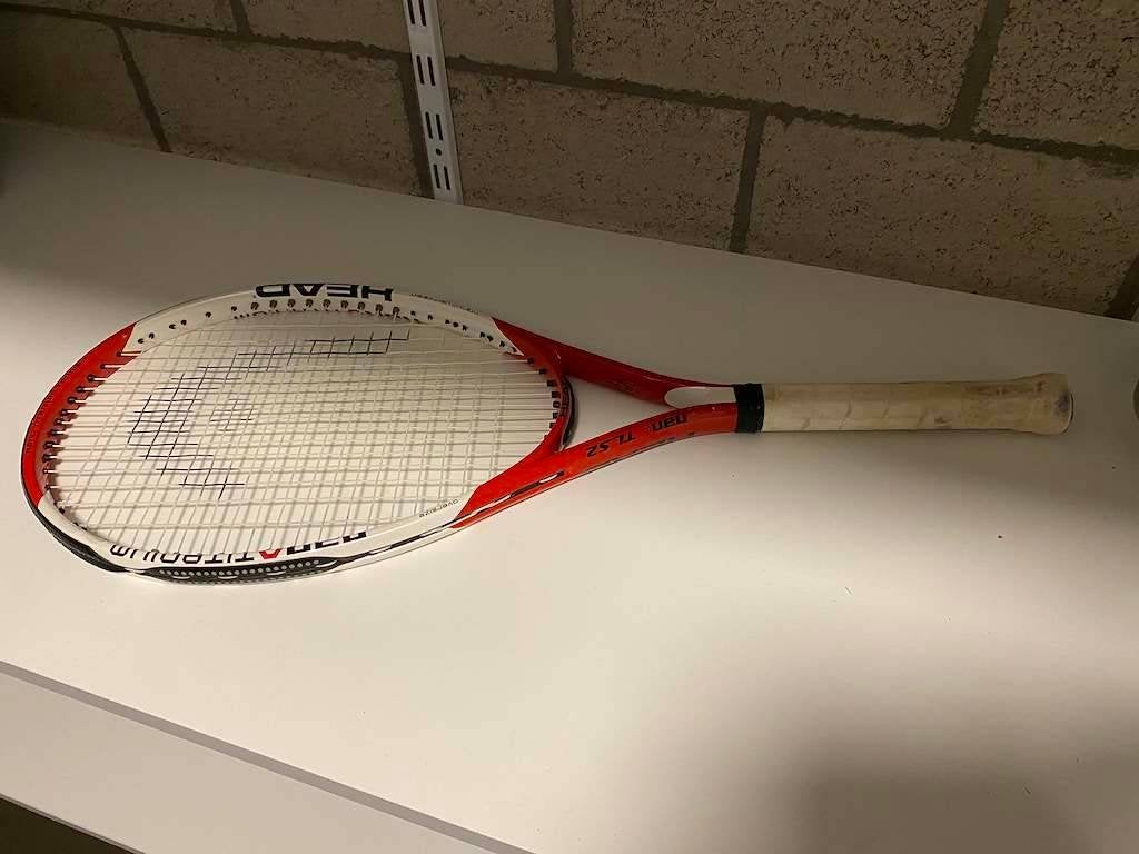 Head tennisracket, Sport en Fitness, Tennis, Ophalen of Verzenden, Gebruikt, Racket, Head