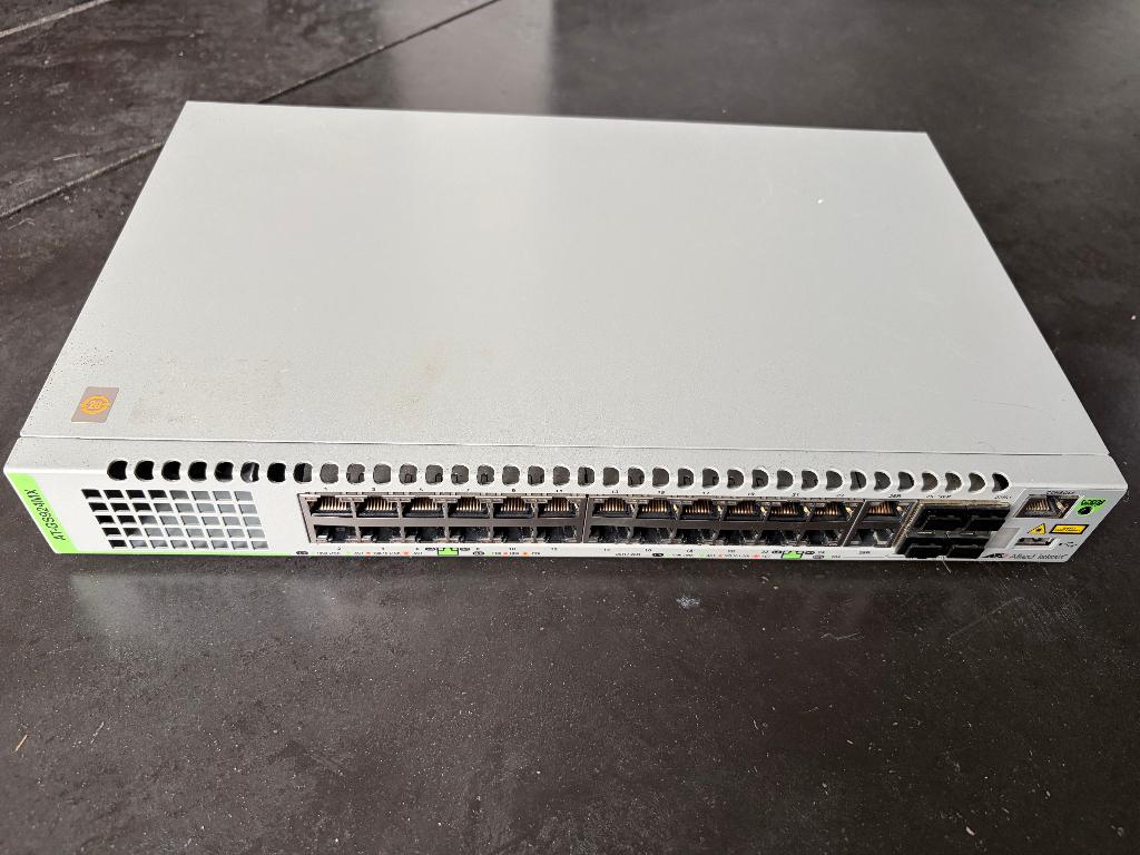 Allied Telesis Ethernet Switch, Computers en Software, Netwerk switches, Ophalen, Gebruikt