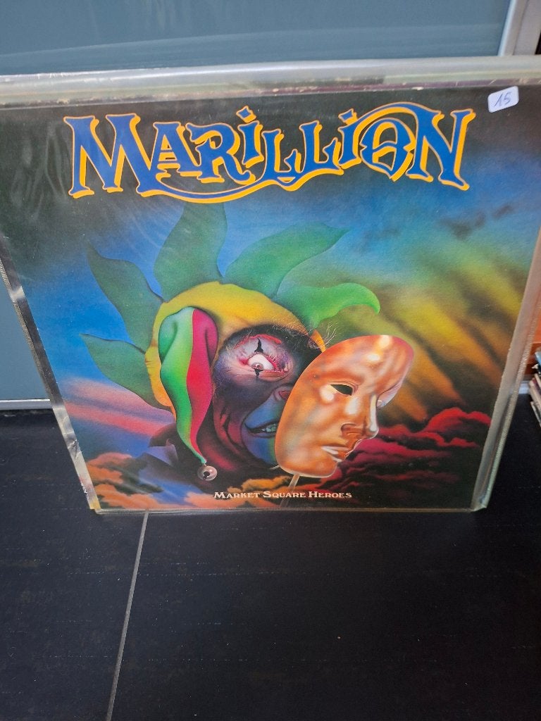 12" - marillion - market square heroes - bak 3, Progressive metal, Ophalen of Verzenden, Zo goed als nieuw, Overige typen