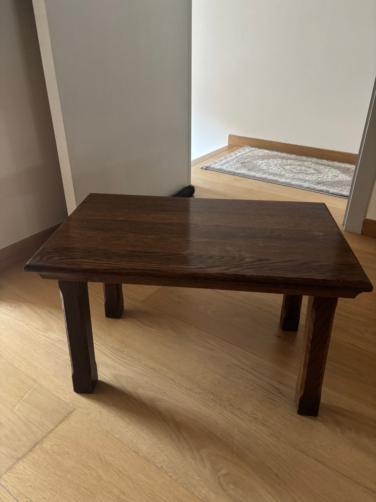 Table basse en bois, Maison & Meubles, Enlèvement, Comme neuf