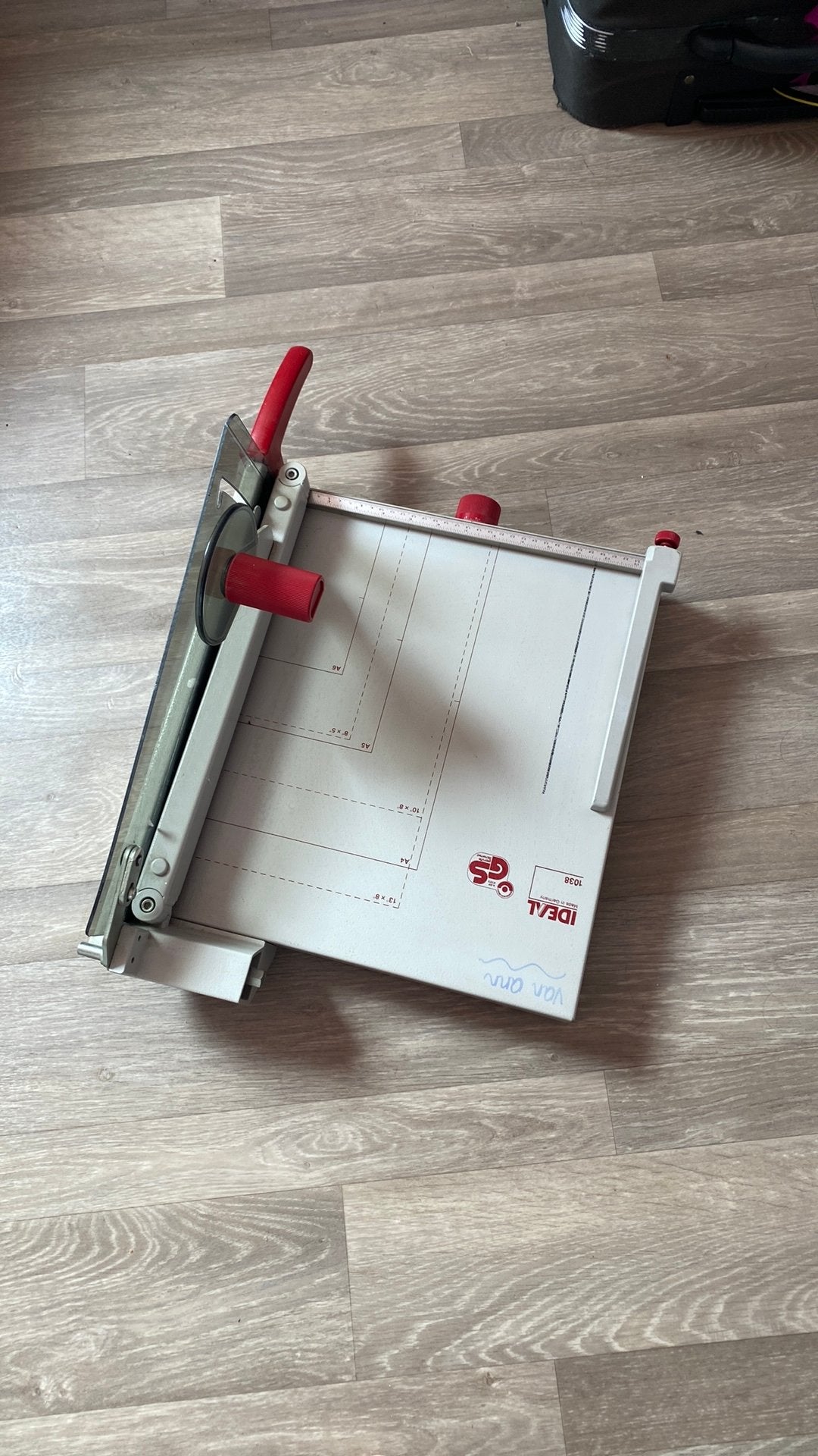 Snijmachine voor papier en karton, Enlèvement, Comme neuf