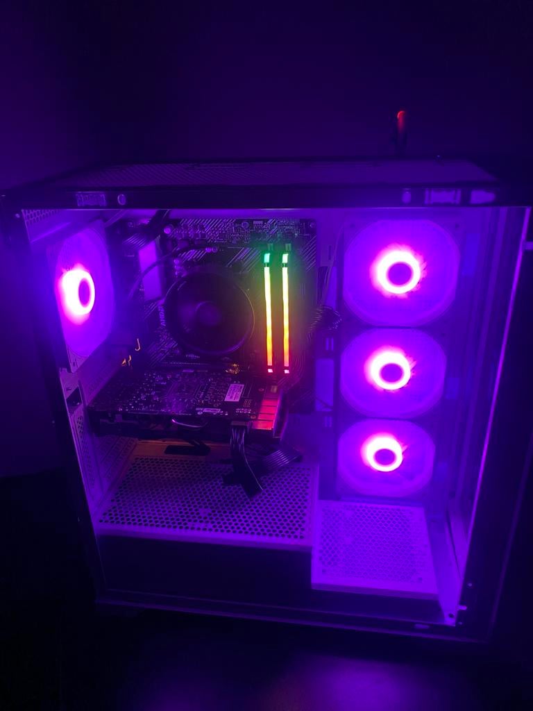 Ryzen 5 2600 met gtx 1660 super, Computers en Software, Desktop Pc's, Ophalen, Zo goed als nieuw, SSD