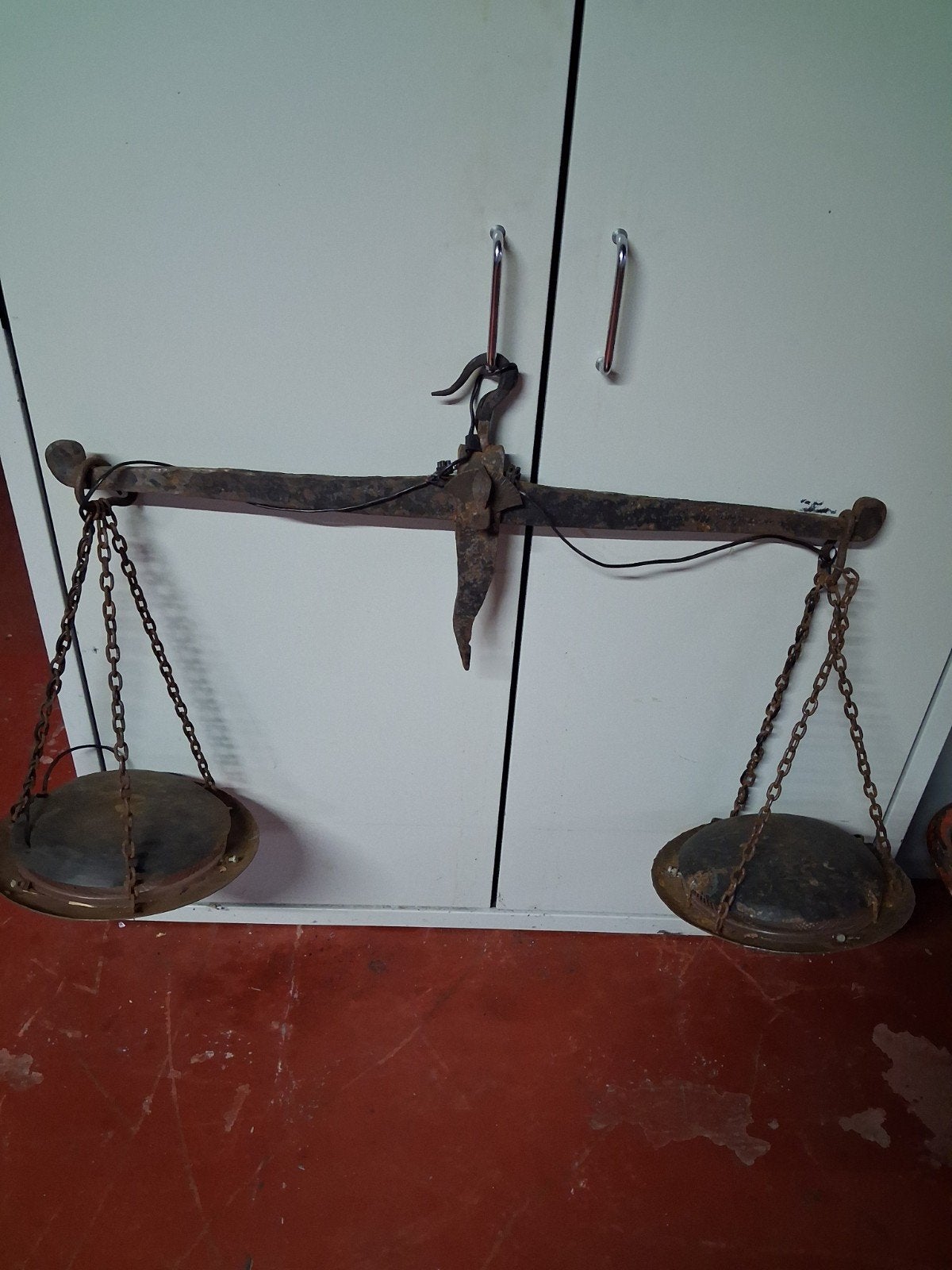 Balance verandert in een kroonluchter, Antiek en Kunst, Ophalen of Verzenden