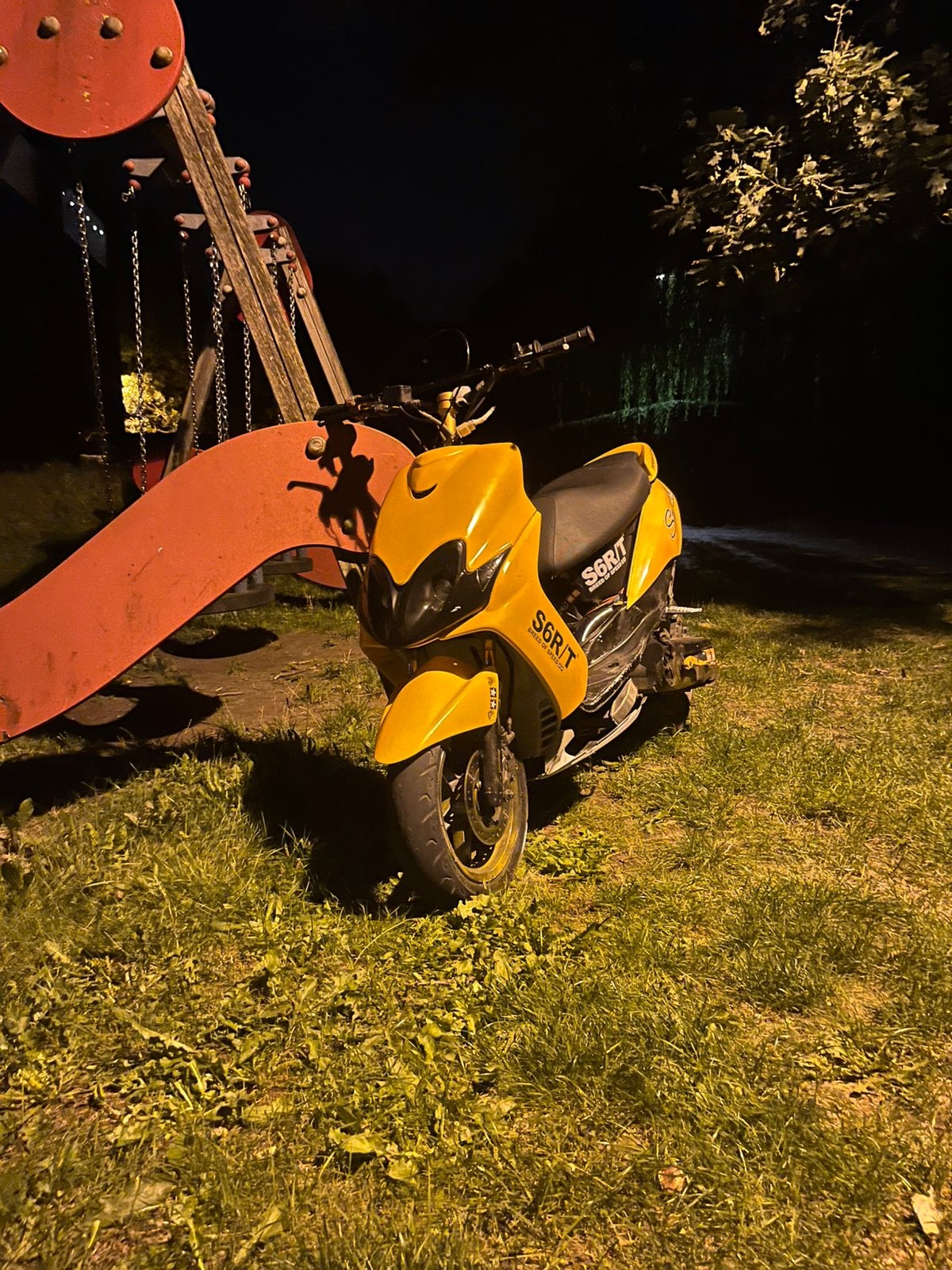 Yamaha jog rr a klasse, Ophalen of Verzenden, Zo goed als nieuw