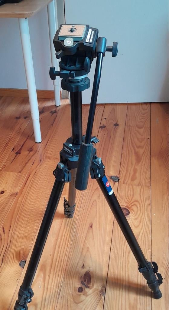 Trépied professionnel Manfrotto 055C + rotule Manfrotto 200, TV, Hi-fi & Vidéo, Rotule
