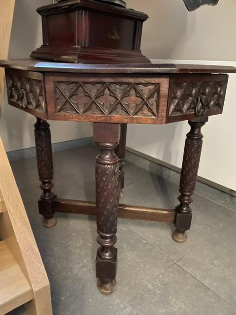 antieke tafel, Ophalen