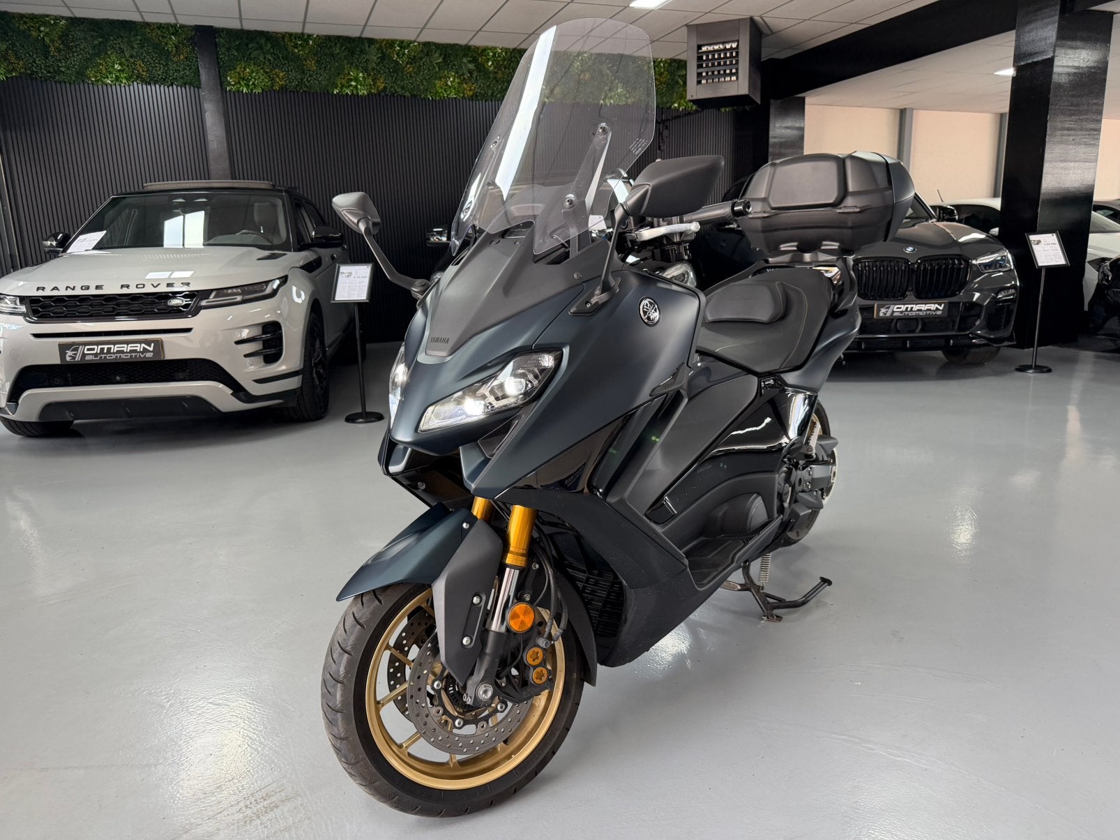 Yamaha T-Max 560 Techmax 2022 Tech Kamo Urban, Handvatverwarming, Occasion, 562 cc, Particulier