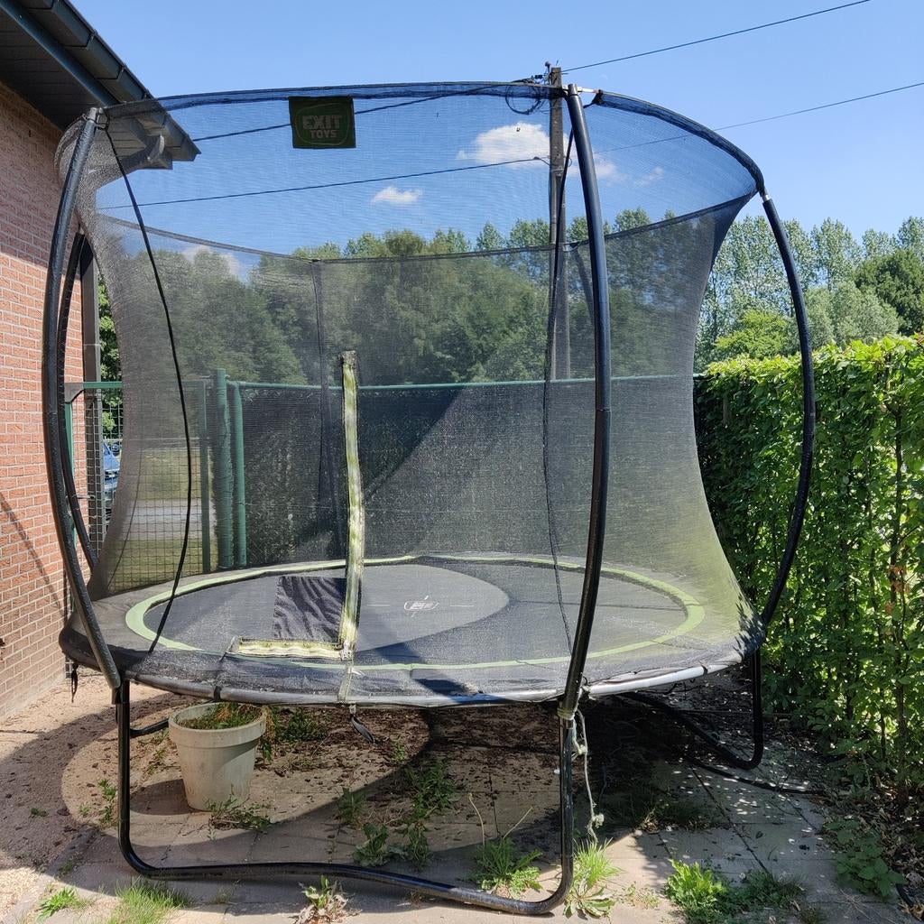 Trampoline Exit Toys, Ophalen
