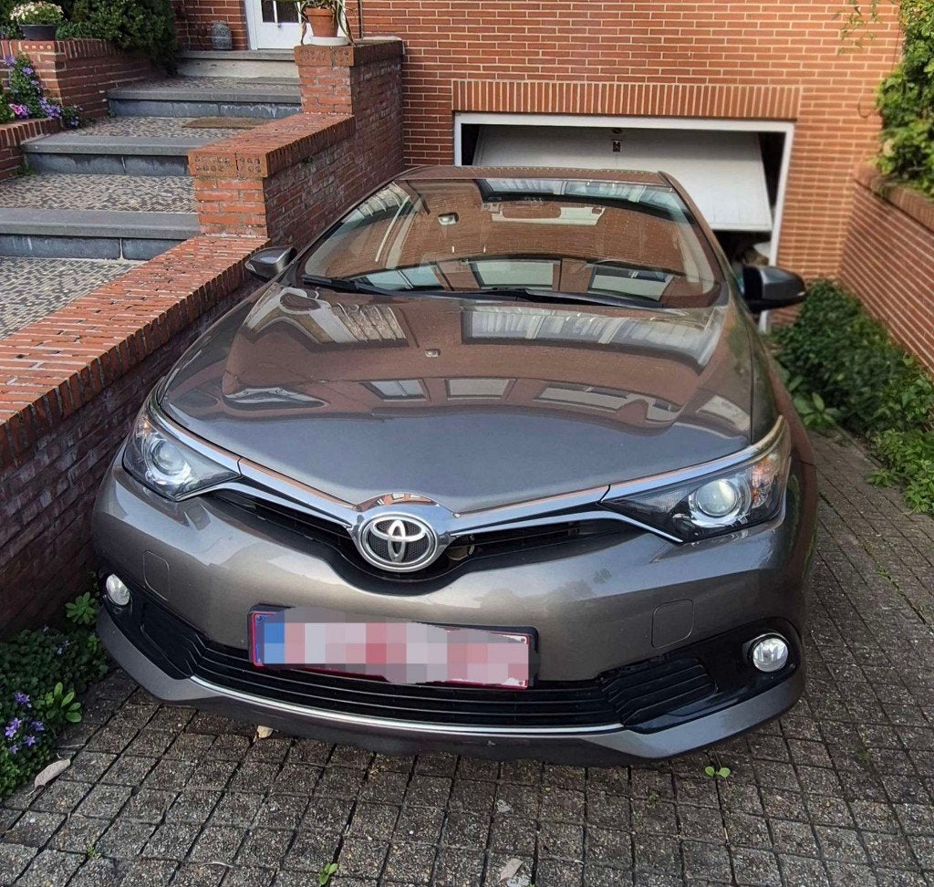 Toyota Auris 2018, Autos, Argent ou Gris, Achat, Noir, 5 portes