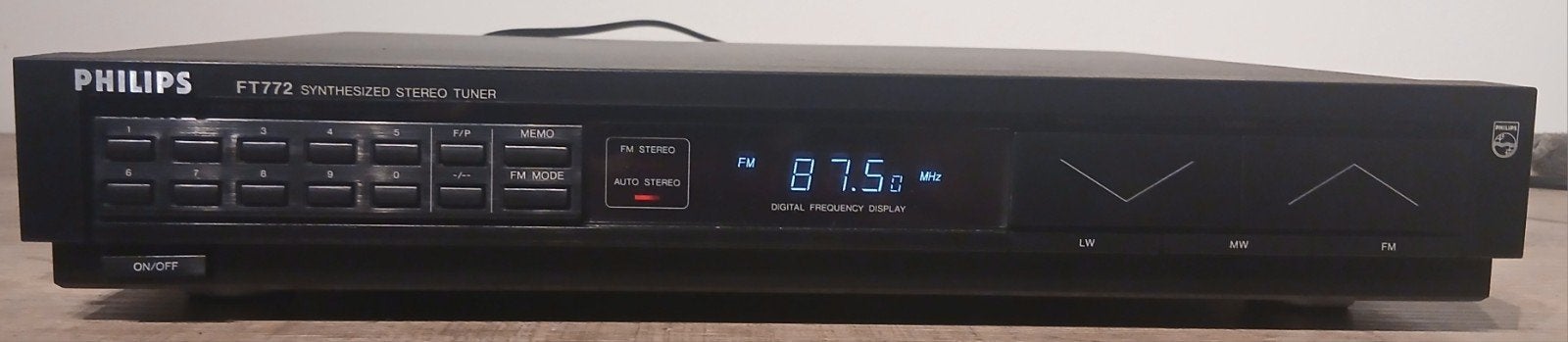 ​Philips FT772 Synthesized Stereo Tuner – Vintage Hifi (1987, Audio, Tv en Foto, Tuners, Ophalen