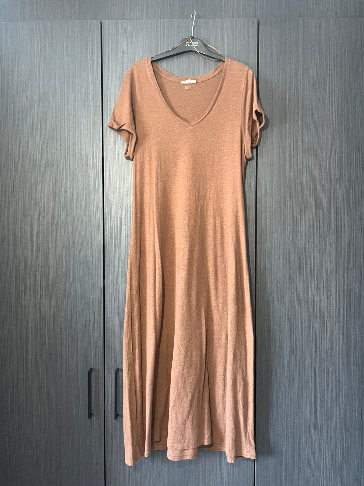 Nieuw Lang bruin kleed XL, Kleding | Dames, Jurken, Bruin, Maat 42/44 (L), Nieuw, Ophalen of Verzenden