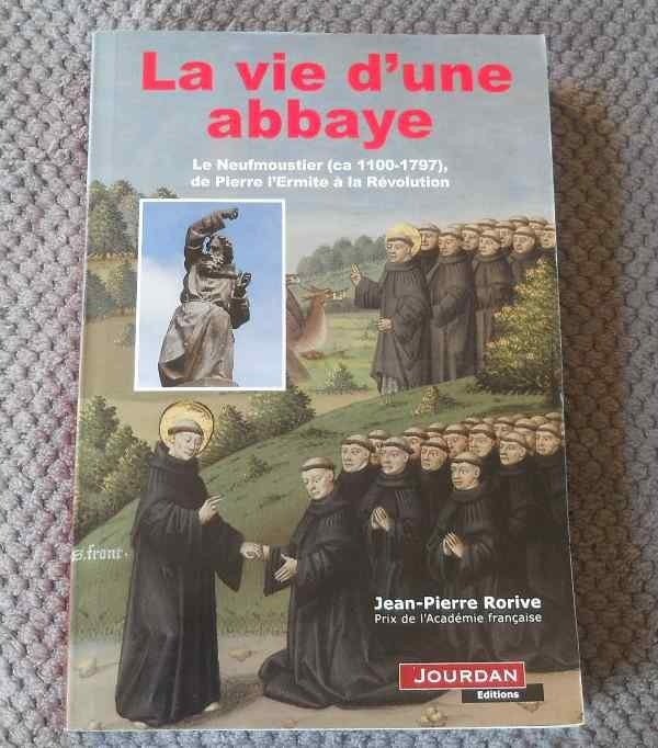 La vie d'une abbaye :  Le Neufmoustier 1100 - 1797  -  Huy, Boeken, Geschiedenis | Nationaal, Gelezen, Ophalen of Verzenden