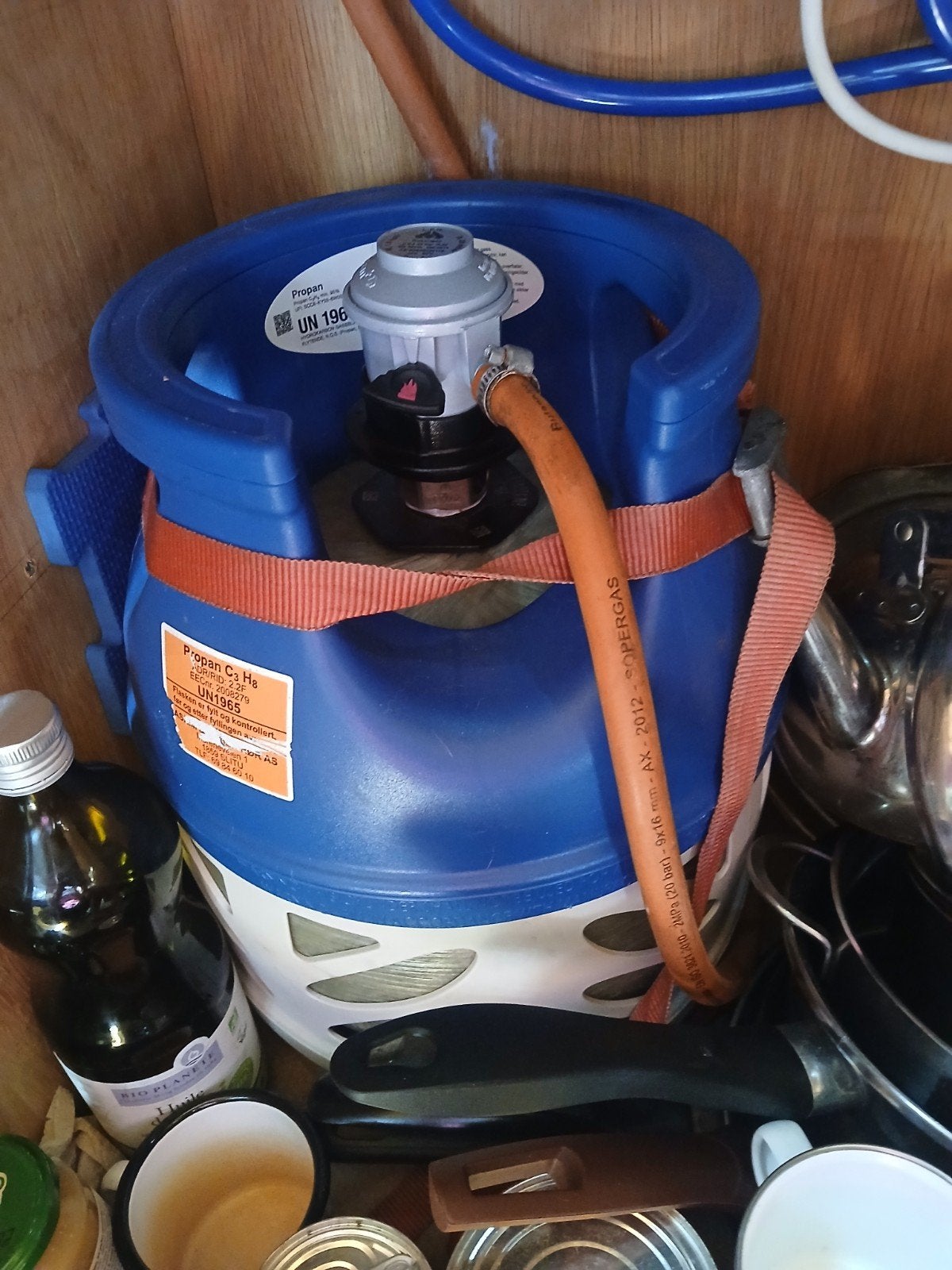 Noorse gasfles 6 kg Noorwegen met ontspanner, Ophalen