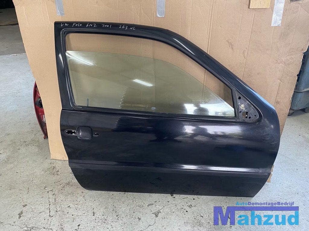 VW POLO 6N2 3DR Zwart Rechts deur portier 1999-2001, Auto-onderdelen, Gebruikt, Volkswagen AG, Vw@volkswagen.de, Berliner Ring 2
38440  Wolfsburg, DE