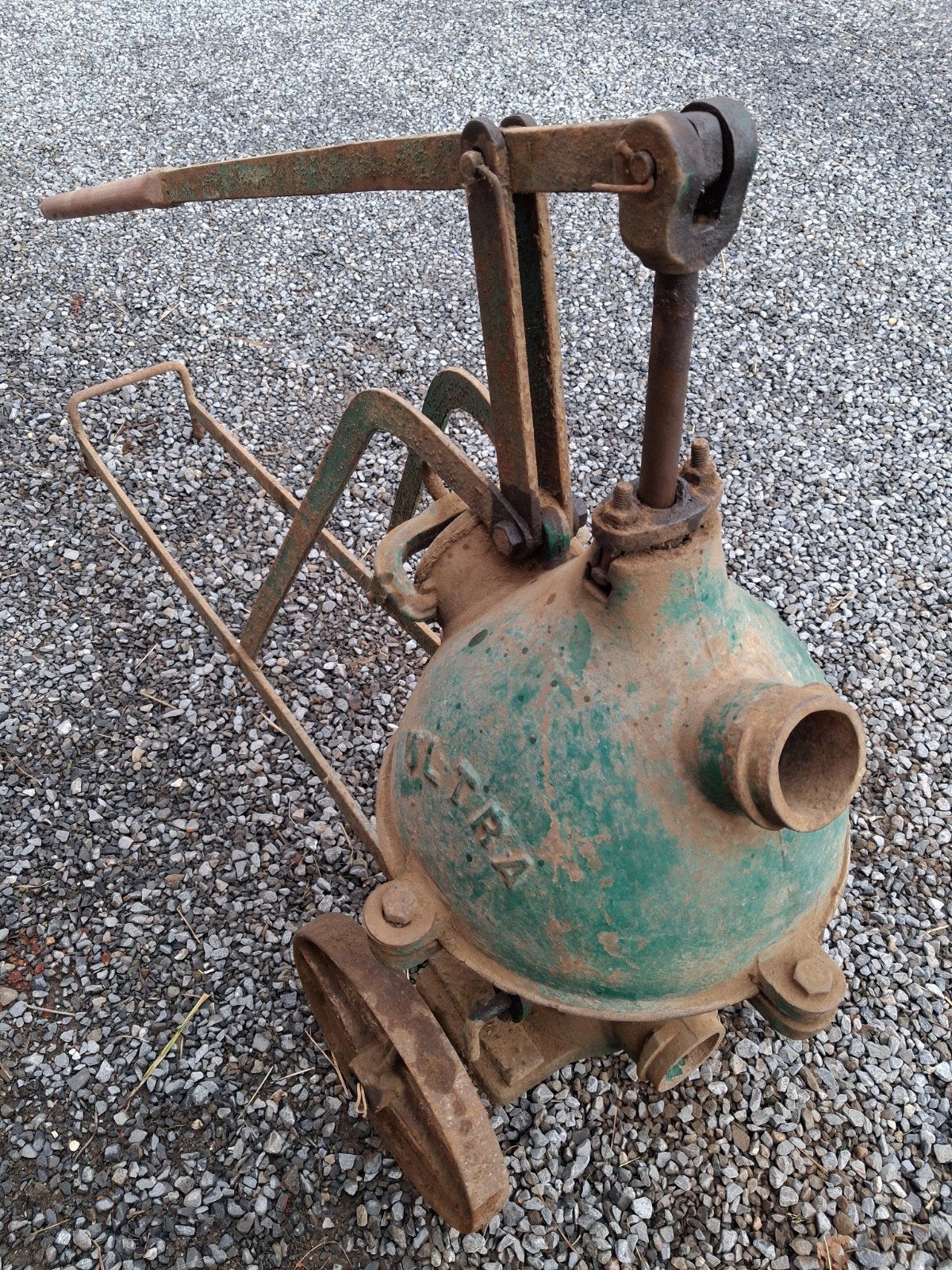 oude waterpomp, Ophalen
