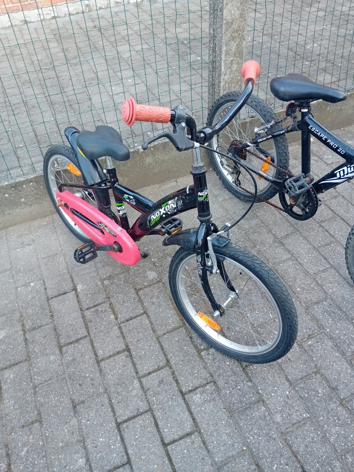 2 kinderfietsen in goede staat
je kunt er niets van verwacht, Fietsen en Brommers, Ophalen, 18 inch