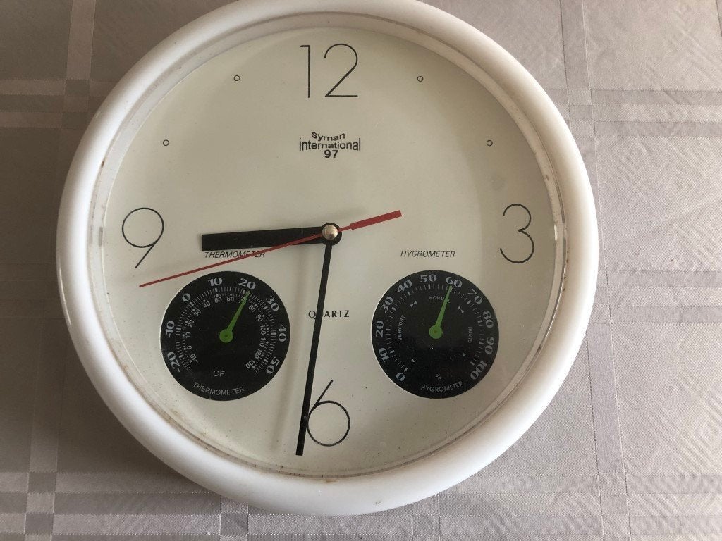 Wandklok met thermometer en hydrometer, Ophalen of Verzenden, Wandklok