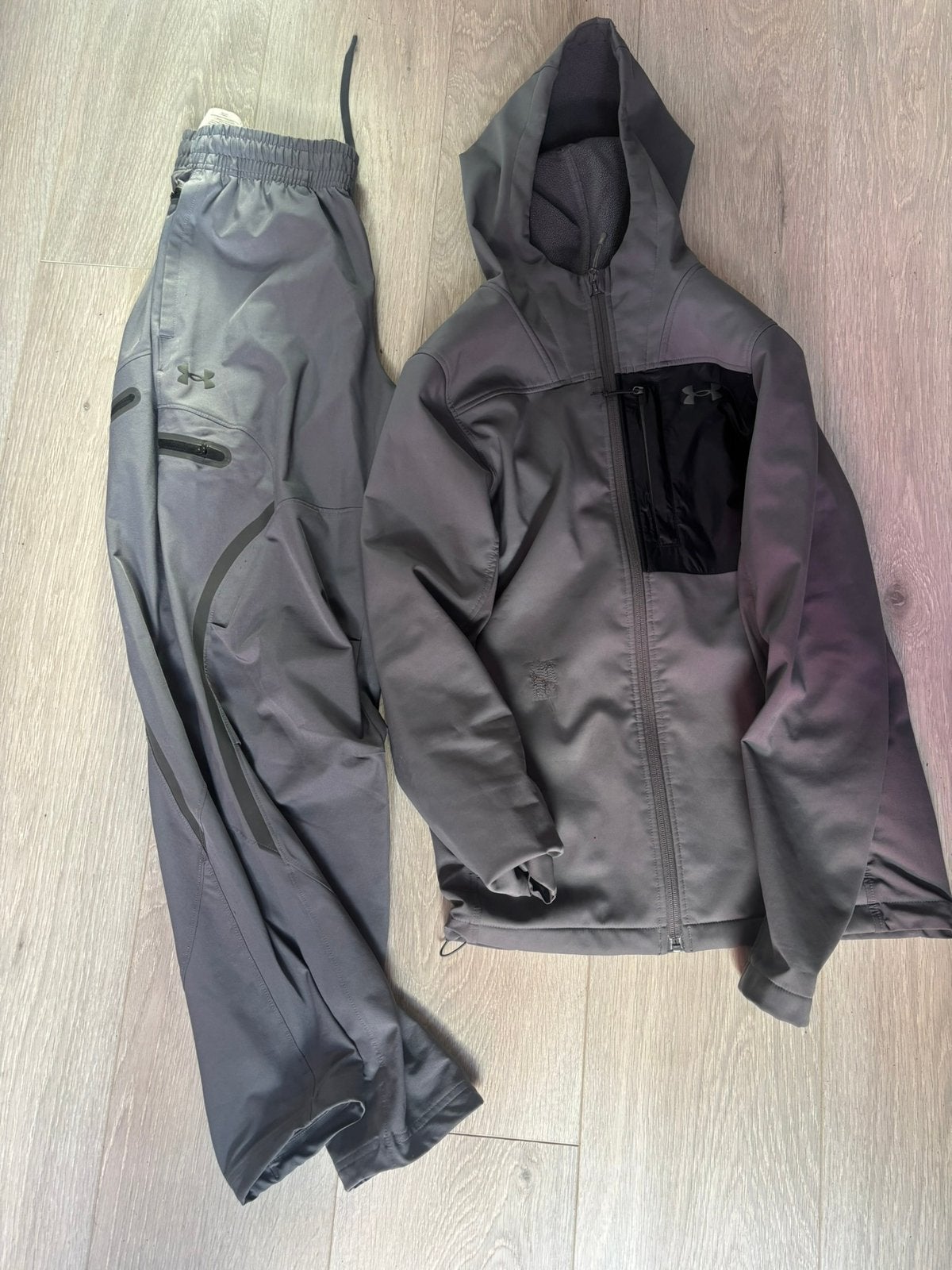 Entraînement Under Armour, Enlèvement ou Envoi, Comme neuf