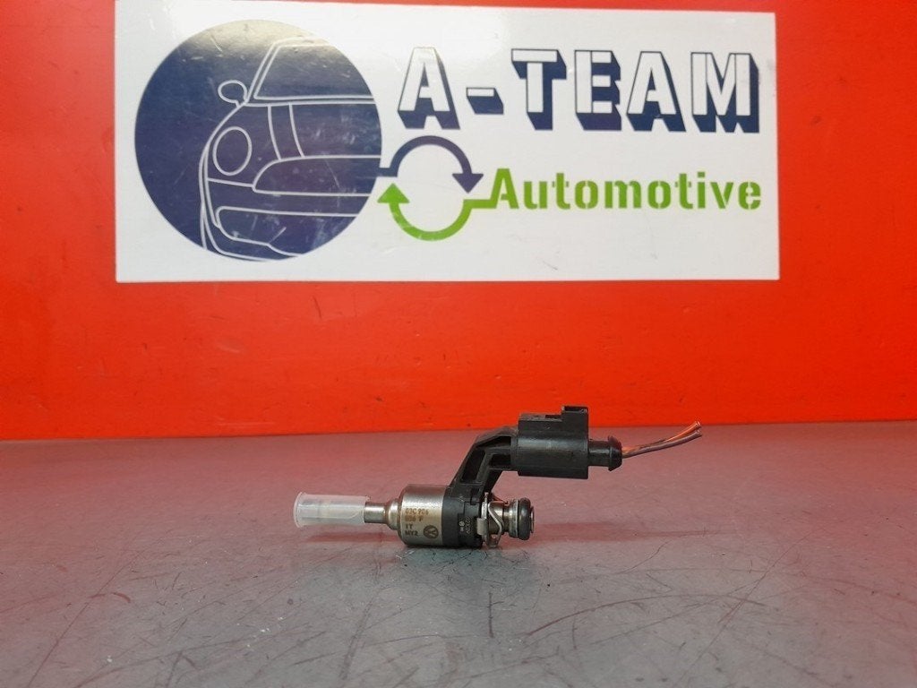 INJECTOR BRANDSTOF Golf Plus (5M1 / 1KP) (|03C906036F|), Auto-onderdelen, Gebruikt, Volkswagen