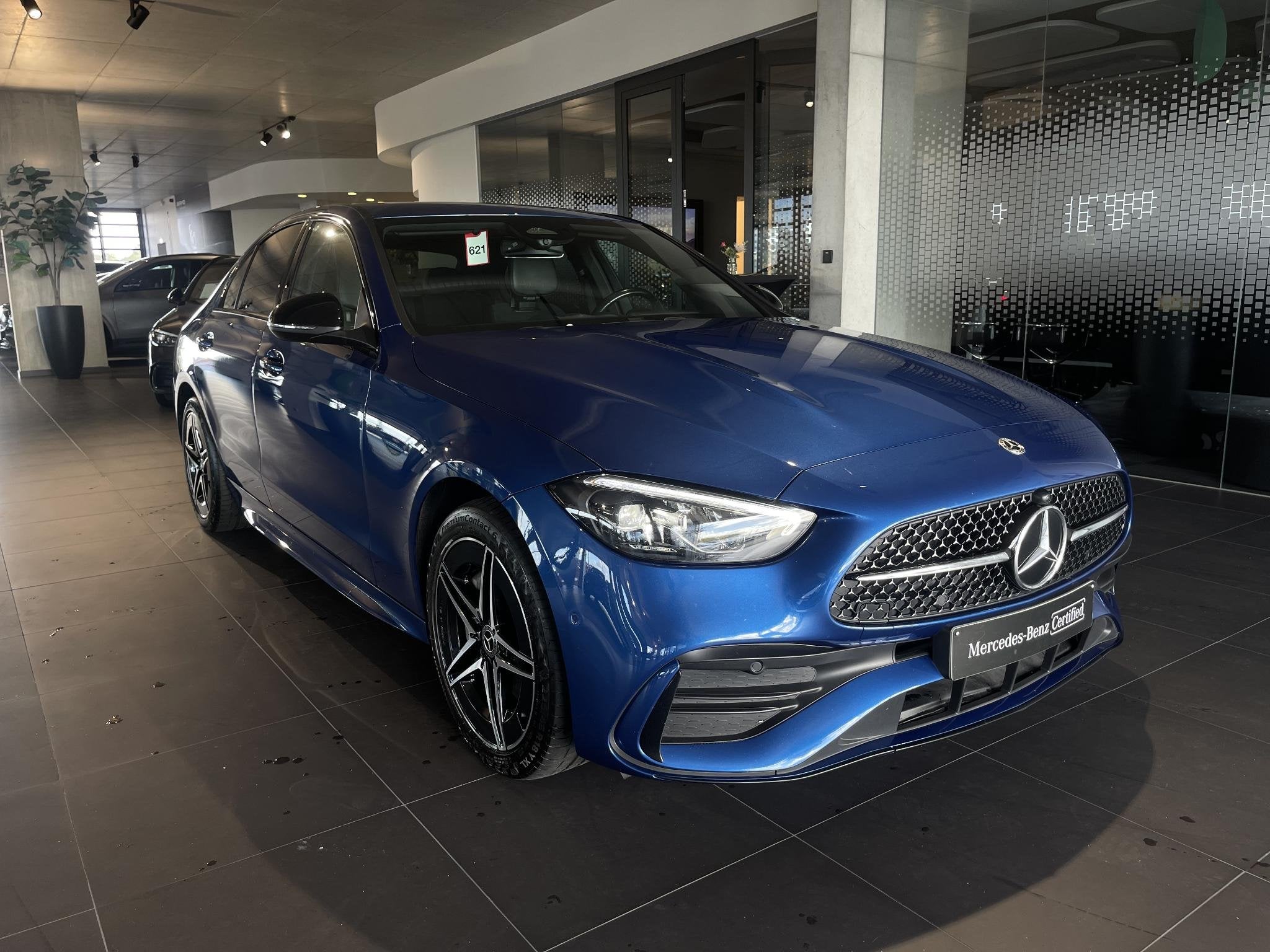 Mercedes-Benz C 300 e AMG Line Berline + TREKHAAK +, Auto's, Automaat, 4 cilinders, 2080 kg, Zwart
