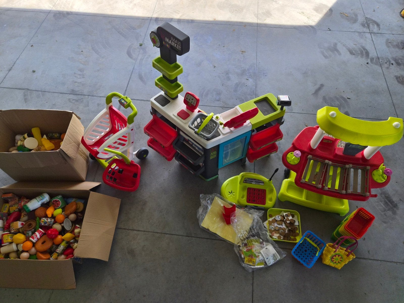 Point de vente pour enfants. Plus que complet., Enlèvement