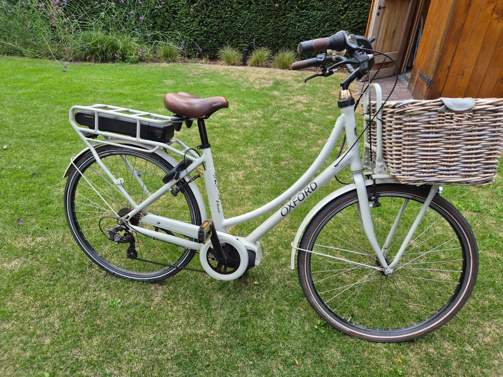 Elektrische dames fiets, Fietsen en Brommers, Elektrische fietsen, Ophalen, Gebruikt