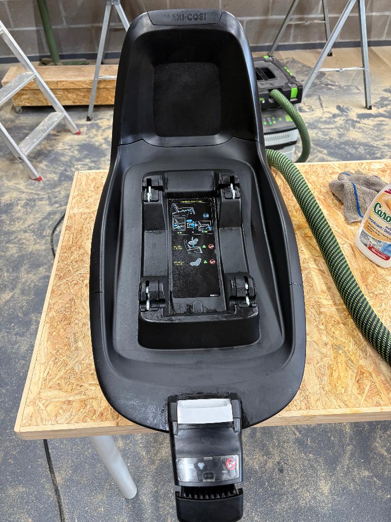 Sièges MaxiCosi + base isofix (2 pièces), Enfants & Bébés, Sièges auto, Utilisé, Maxi-Cosi, Isofix, Dossier réglable, Enlèvement
