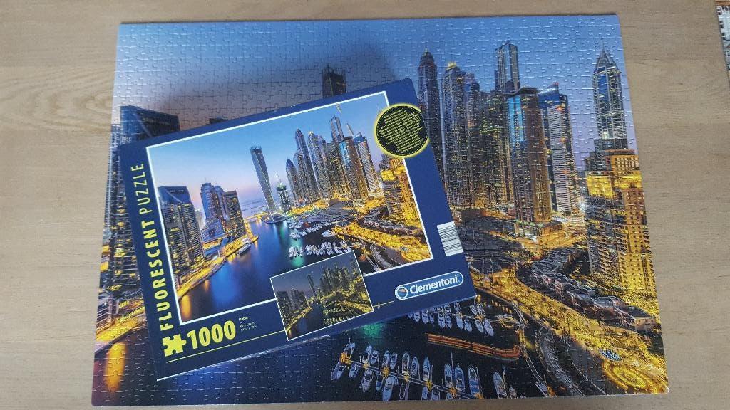 Puzzel Dubai van Clementoni 1000 stukjes VOLLEDIG fluor, Enlèvement ou Envoi, 500 à 1500 pièces, Comme neuf, Puzzle