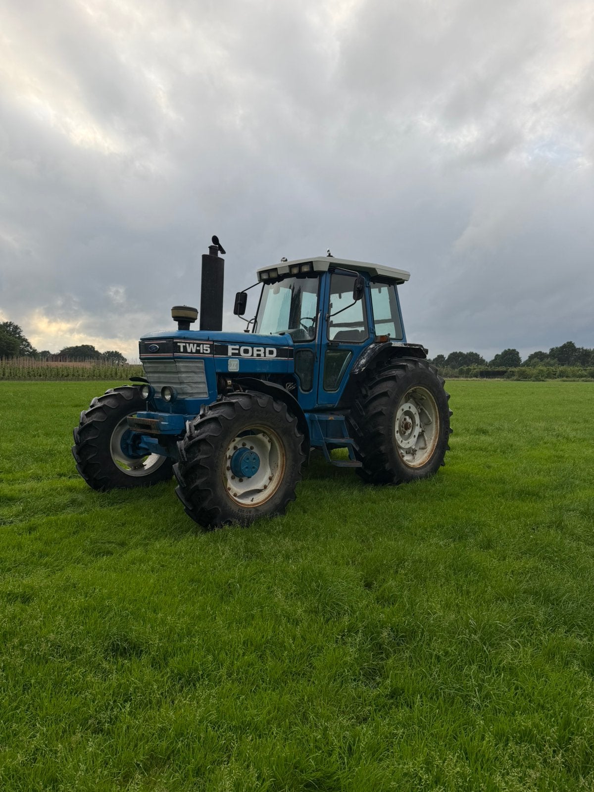 Ford TW15 à double alimentation, Articles professionnels, Agriculture | Tracteurs, Ford, Enlèvement