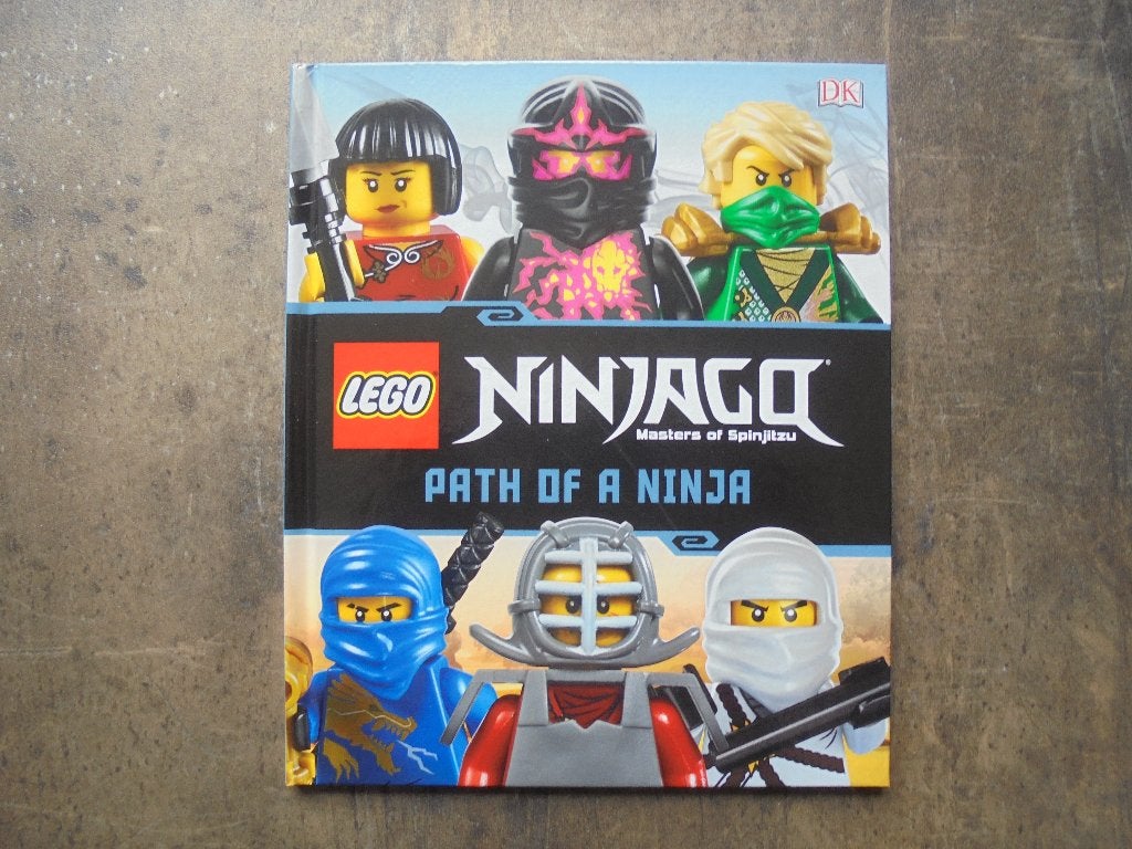 Lego Book Lego Ninjago Path of a Ninja (zie foto's), Kinderen en Baby's, Ophalen of Verzenden, Zo goed als nieuw, Lego, Ninjago