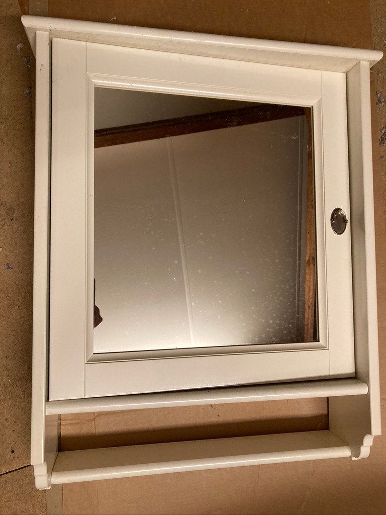 Badkamer apothekerskastje, Huis en Inrichting, Badkamer | Badkamermeubels, Ophalen, Spiegelkast, 50 tot 100 cm, Zo goed als nieuw
