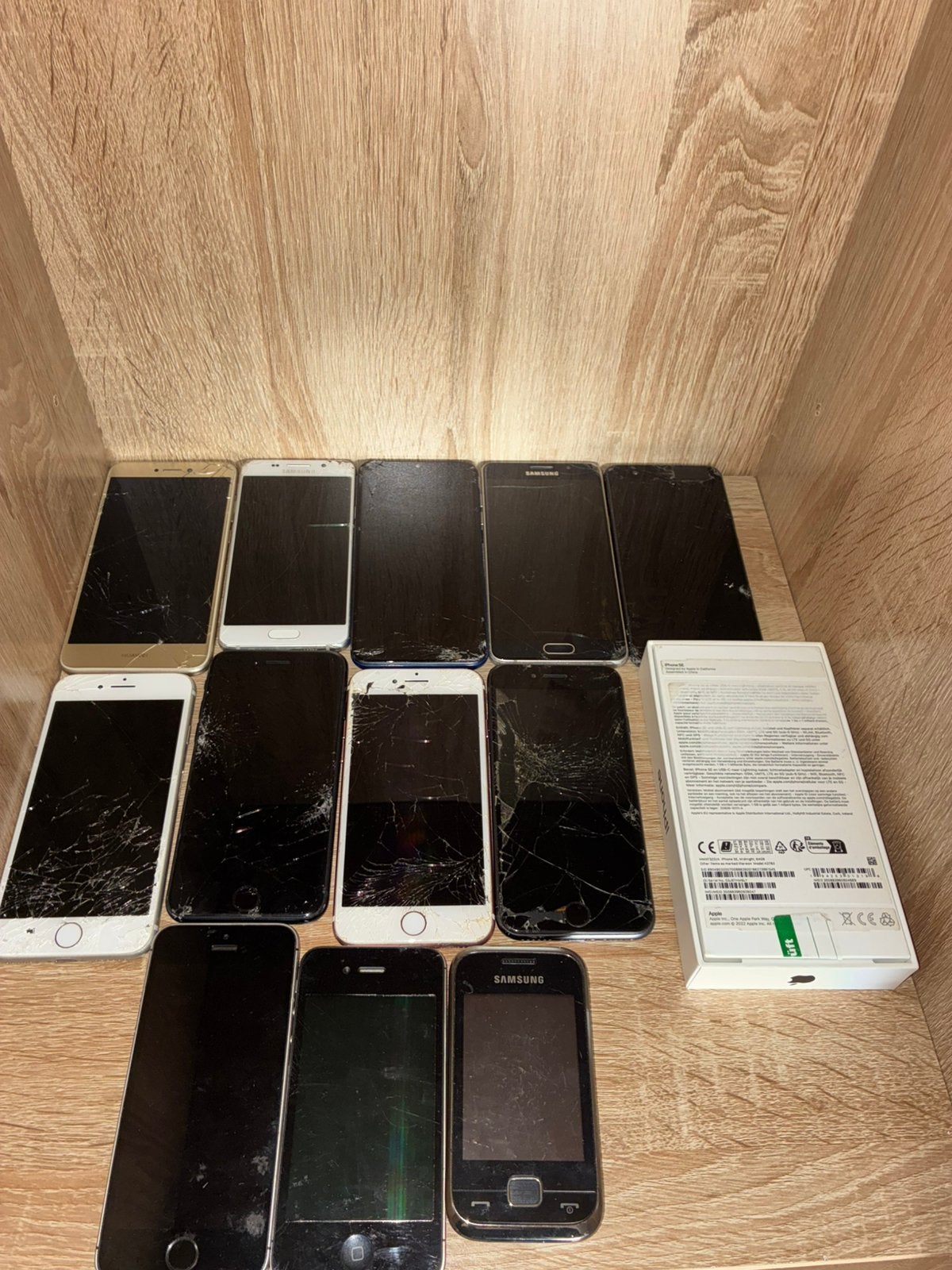 Smartphone-set voor onderdelen — iPhone/Samsung/Huawei, Ophalen, Zo goed als nieuw, Roze
