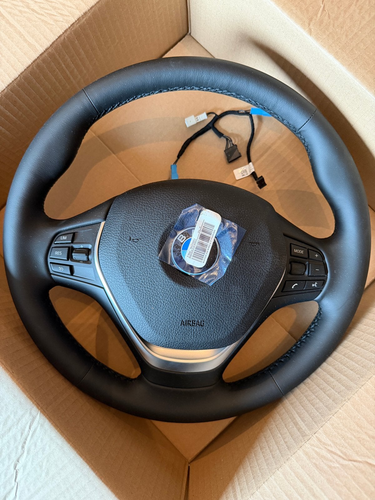 Volant sport BMW avec airbag, Autos : Pièces & Accessoires, Commande, Enlèvement ou Envoi, BMW