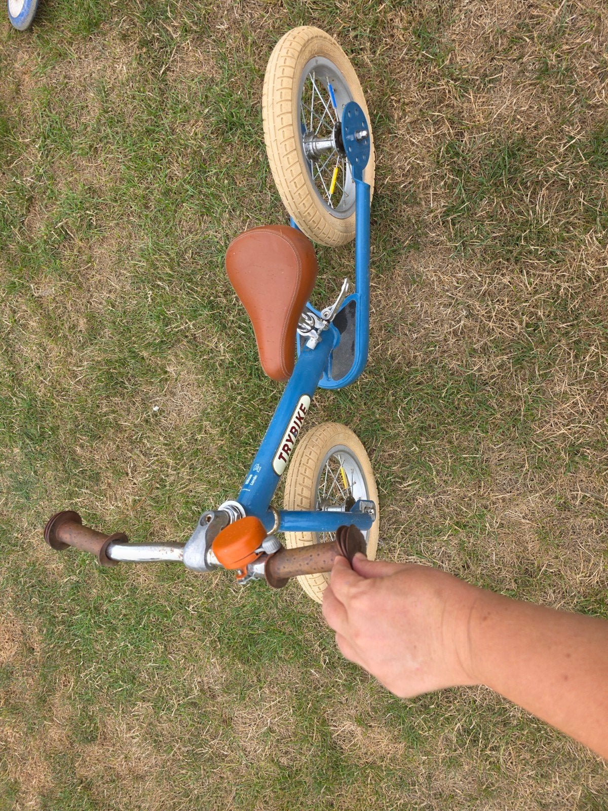 loopfiets trybike met extra wiel, Fietsen en Brommers, Fietsen | Kinderfietsjes, Ophalen